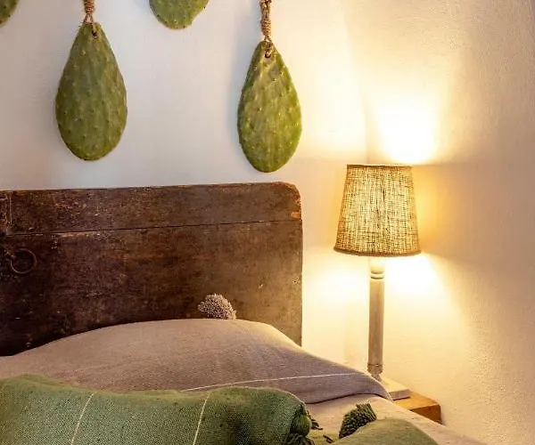 Alesia Luxury Остуни